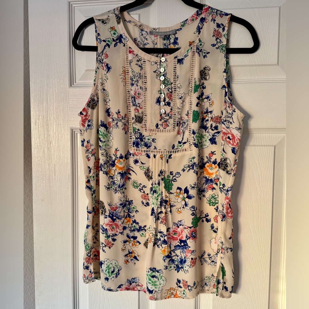 Daniel Rainn Floral Button-Front Blouse - Cream